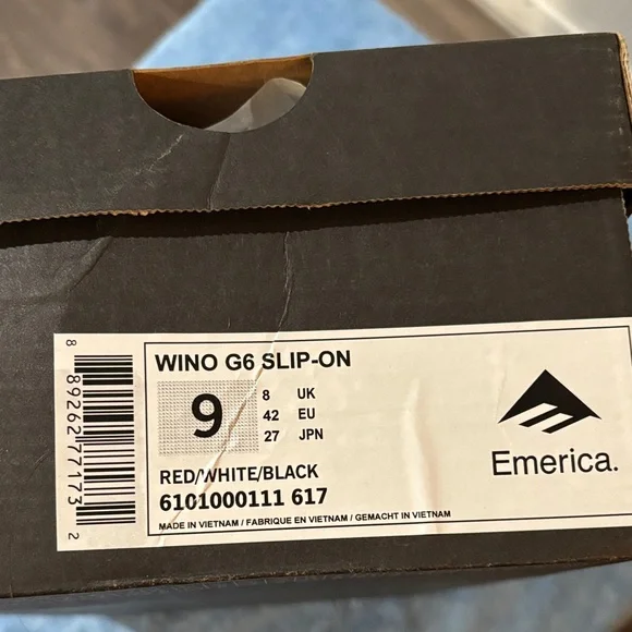 NWT Emerica Wino slip-ons - Picture 5 of 5